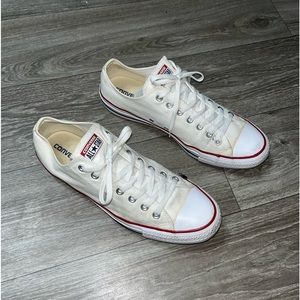 Converse Chuck Taylor Men’s size 12 Classic White Lows
